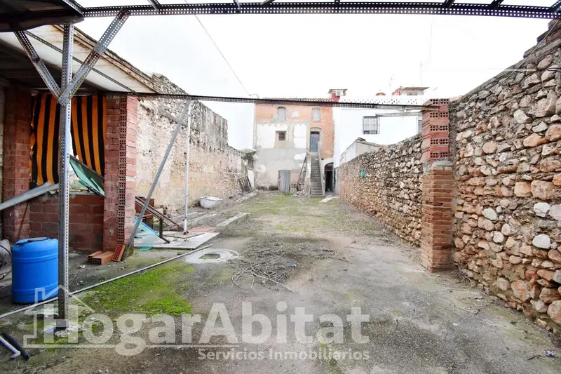 Casa en Favara con gran potencial de reforma