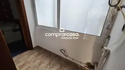 Piso Reformado Cerca Metro L1 y FGC 2 Dormitorios Financiacion 100