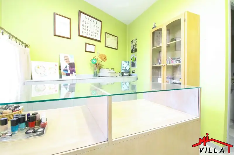 Venta Local Comercial Ampuero 106m2 Centro