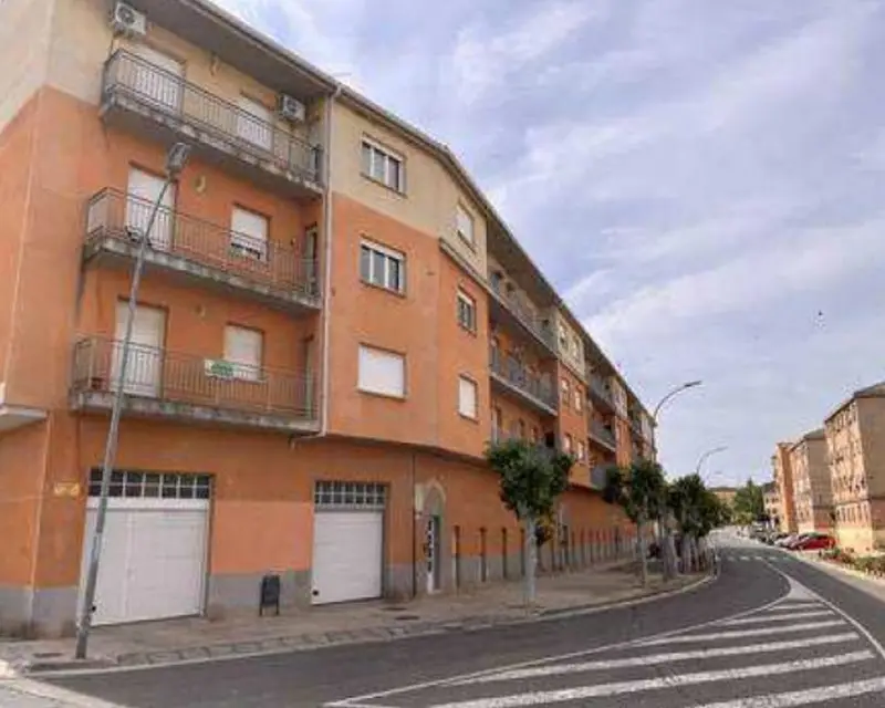 Piso en Alfaro 107 m2 3 habitaciones 2 baños