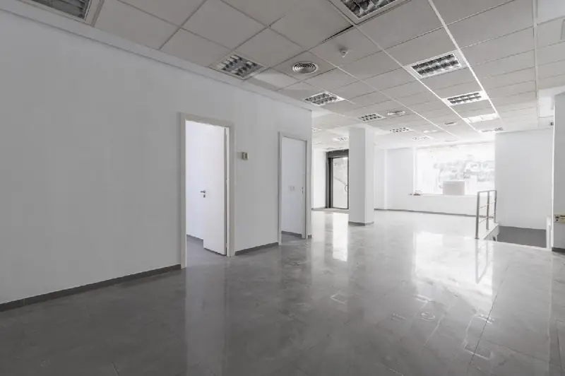 Venta Local Comercial Montefrío Centro 150m2 Reformado