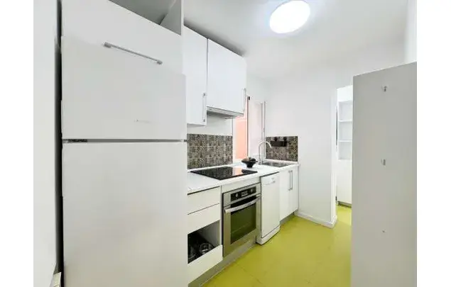 Rent a room in Madrid