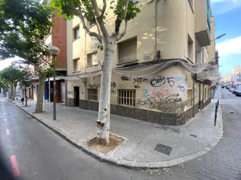 Venta Local Comercial Mollet del Valles 130m2
