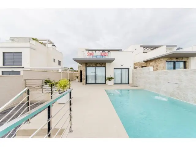 Villa de Lujo en Venta San Miguel Salinas Alicante