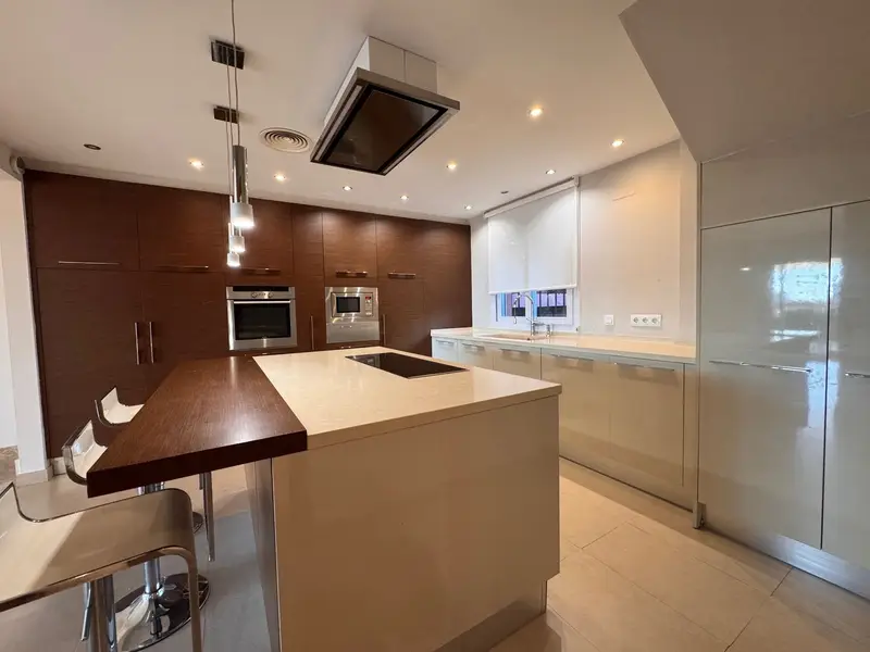 Adosado de 3 Dormitorios en venta Santa-Clara, España