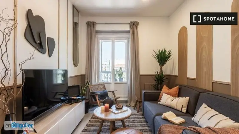 Alquiler Piso 1 Dormitorio Amueblado Fuencarral Aire Acondicionado