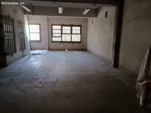 Local Comercial en Venta A Coru
ja Cuatro Caminos 231m2