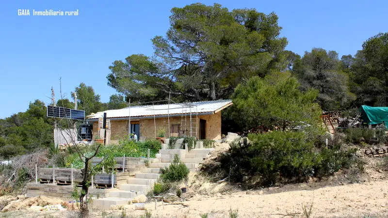Casa de Campo en Maella: Naturaleza, Paz y Privacidad
