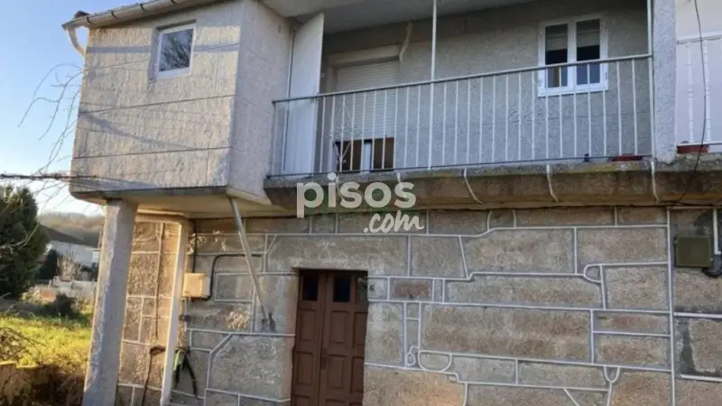 Casa Rural con 4 Edificios Cerca de Xinzo y Ourense