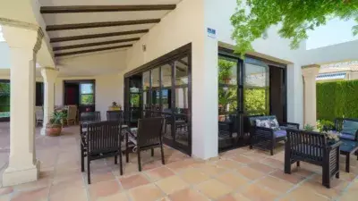 Villa de Lujo en Denia con Piscina Privada para Familias