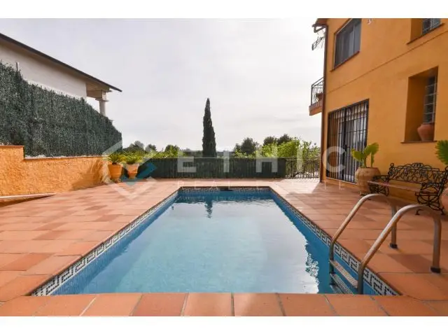 Increible Casa en Lliça d Amunt 255m2 1000m2 Parcela Piscina
