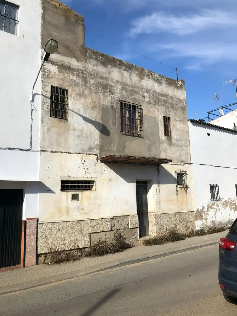 Casa en Torreblanca Sevilla Este para Reformar