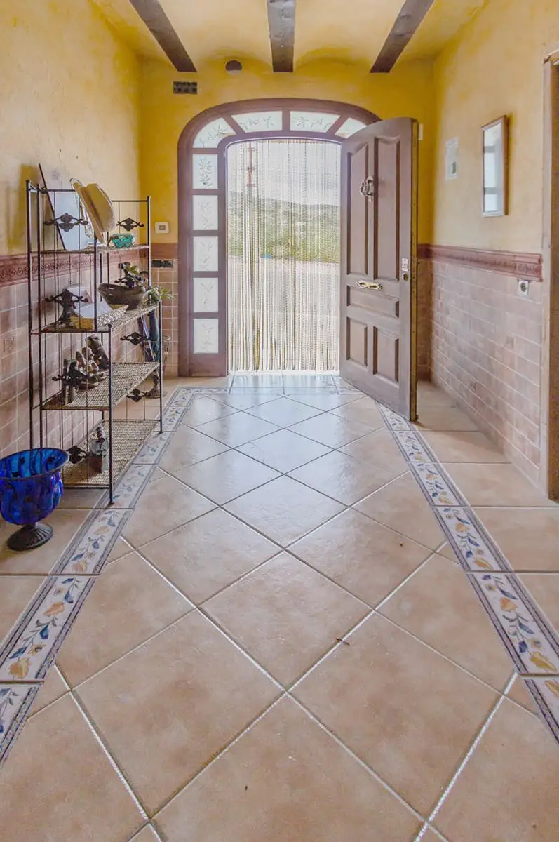 Venta Casa con chimenea en Crevillent - Ref: 17053