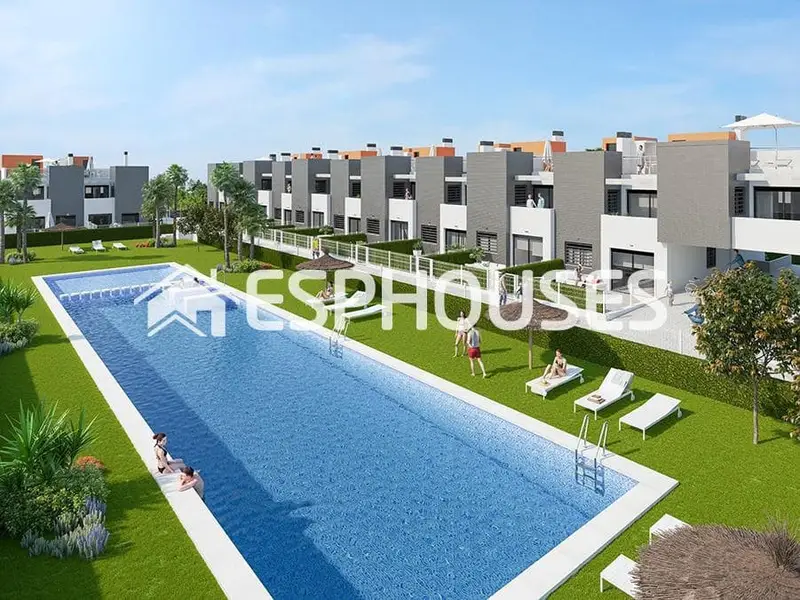 Bungalow en venta en Aguas Nuevas, Torrevieja, Alicante