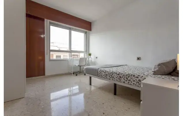 Habitacion en Valencia - Minimo 3 noches - Maximo 11 noches