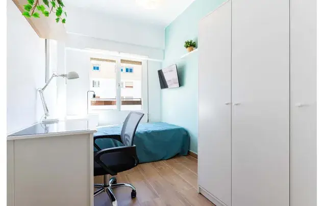 Habitaci
ón 109m
² Castell
ón de la Plana