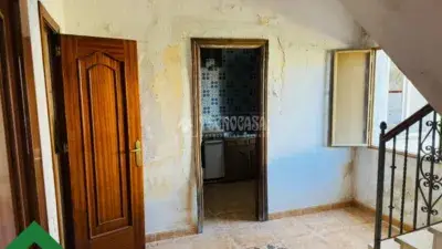 Casa adosada 6 habitaciones Montoro 192m2