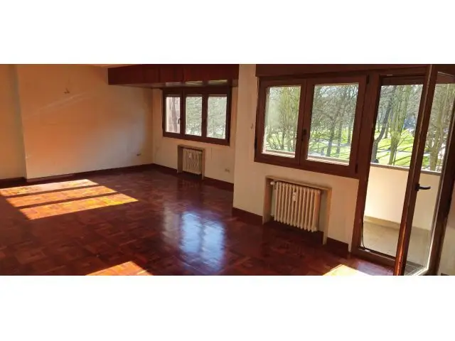 Piso en Oviedo Centro 220m2 5 habitaciones 3 baños