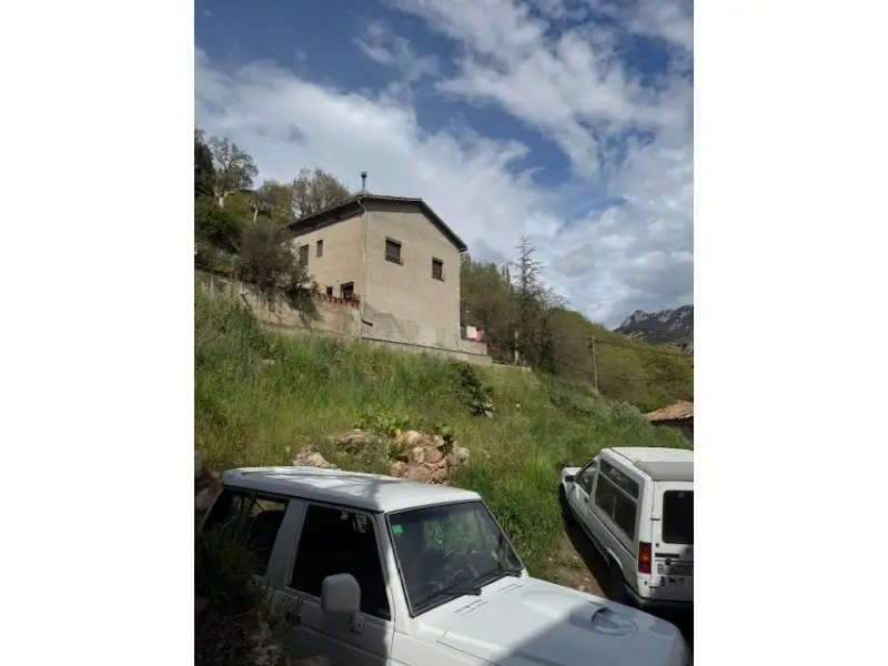 Solar en Venta Cercs 380m2 Ref LIRE 08297