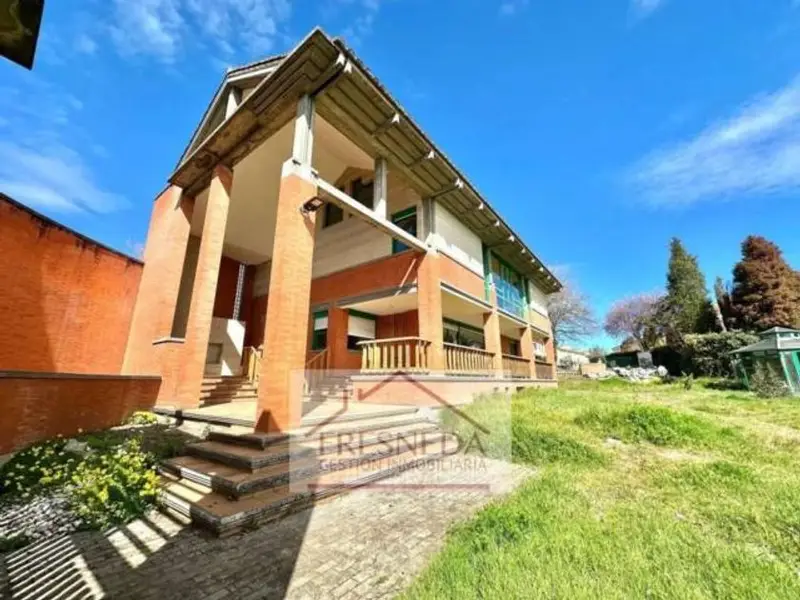 venta Chalet en Pola de Siero, Asturias (55054653778.106600)- Globaliza