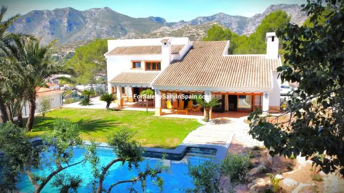 Villa Lujo 3 Dormitorios Gandia