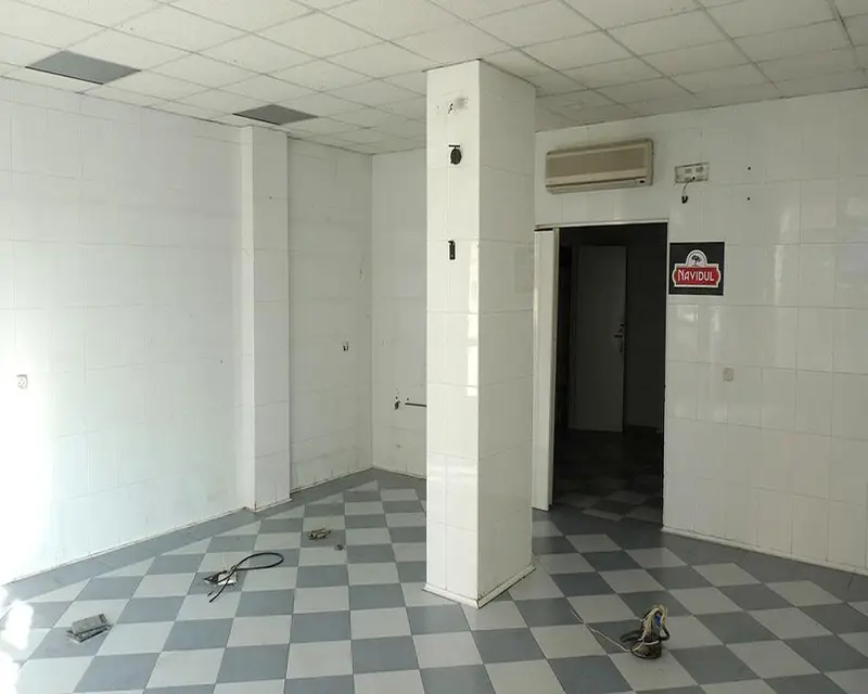 Local 78m2 Pamplona Juan de Goyeneche
