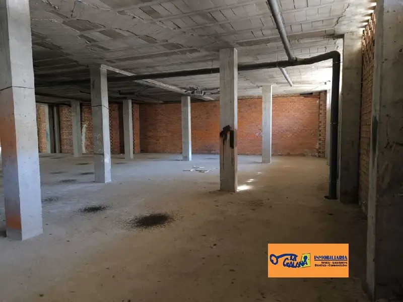 Venta Local Comercial Valdepe

















































tildeas 2 Plantas Garajes Trasteros