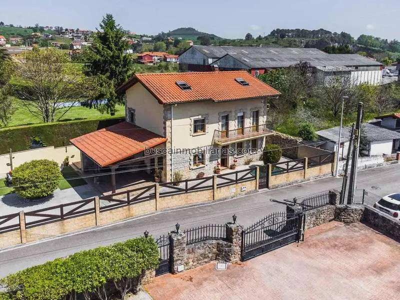 Chalet en Venta Reocin Cantabria 4 Habitaciones Cerca de Santander