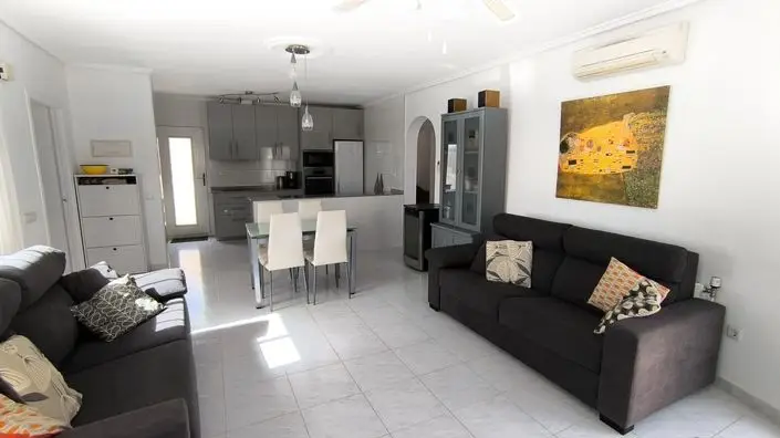 Villa 3 Dormitorios Ciudad Quesada Piscina Privada
