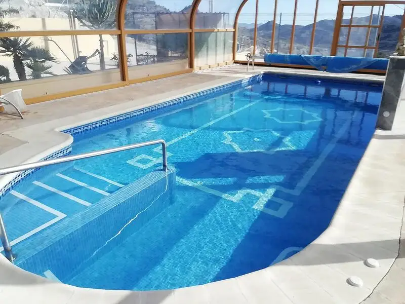 Villa con Piscina Climatizada en Fortuna Murcia