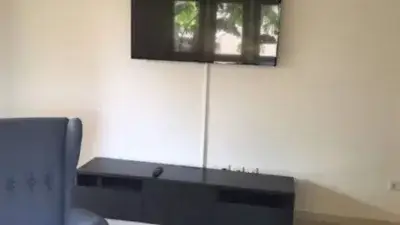 Apartamento en Alquiler El Campanario 3 Dormitorios 3 Banos