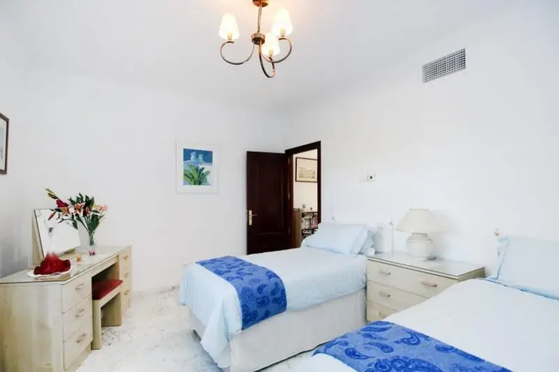 Villa de Lujo en Ronda 5 Dormitorios Piscina 4 Hectareas