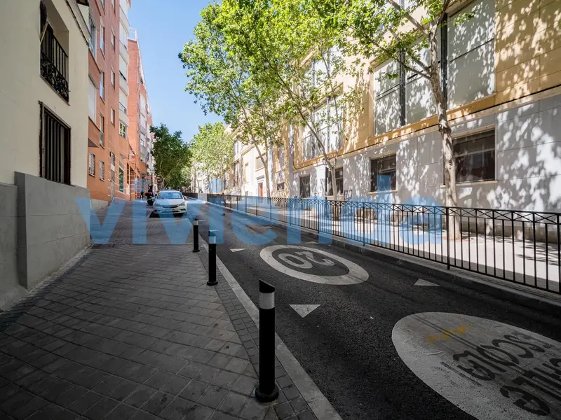 Alquiler Piso Reformado Acacias Madrid