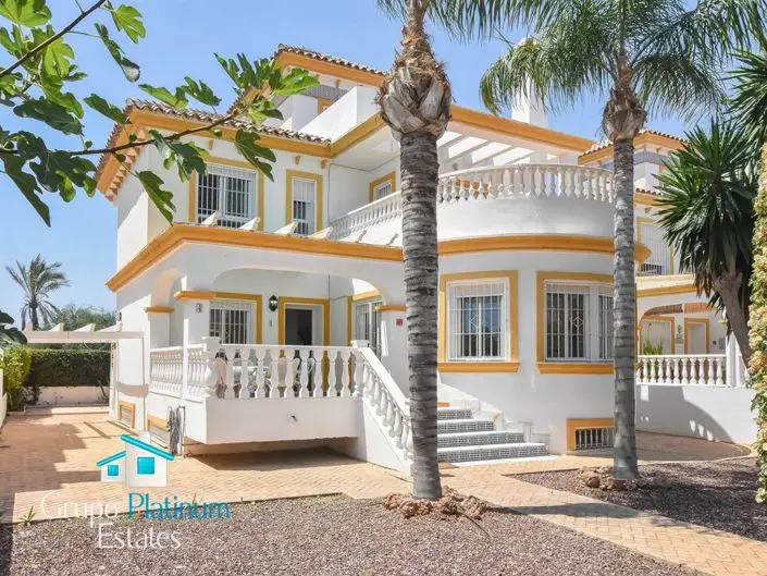 Villa en Venta Cala Marqués 6 Dormitorios Cerca de la Playa