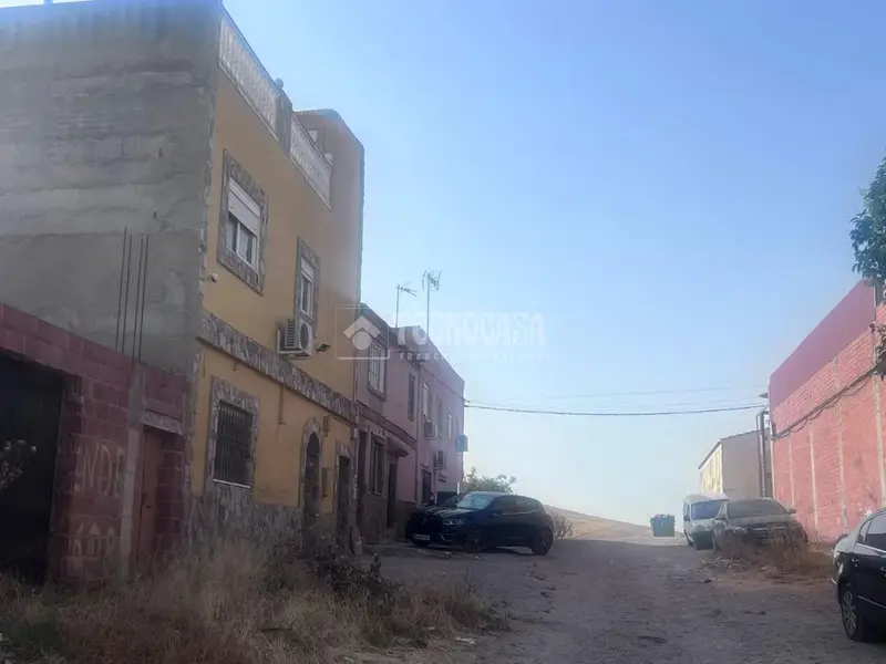 Casa en venta en Badajoz 148m2 3 plantas 2 dormitorios 2 baños