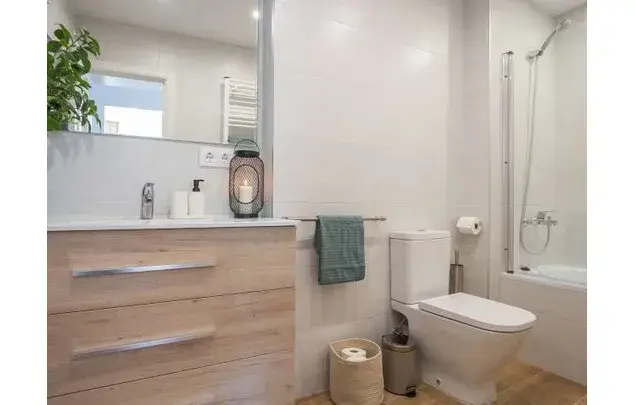 Rent a room of 146 m² in Barcelona