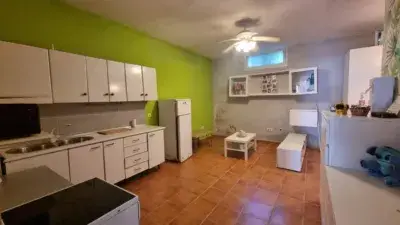 Chalet en Venta en Nerja con Garaje y Vistas al Mar