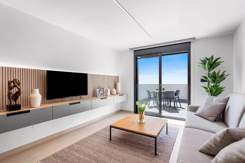Apartamentos en Guardamar del Segura con Piscina y Vistas Laguna