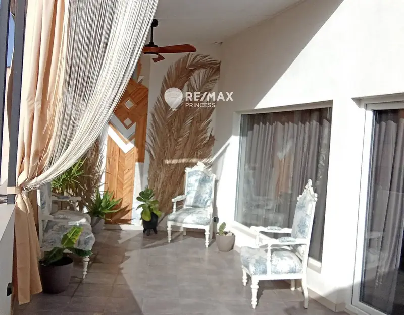 Atico en venta Alicante centro con terraza y vistas al Castillo