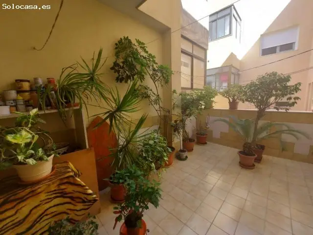 Amplio Piso 5 Habitaciones El Ejido