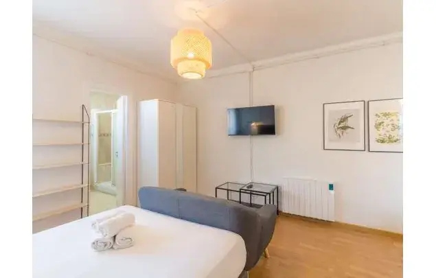 Estudio 40m2 Barcelona Amueblado Sin Ascensor