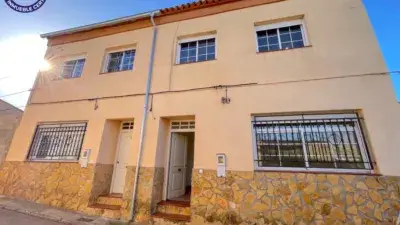 Casa Adosada en Campo Arcis 3 Dormitorios 2 Baños Estufa Pellet