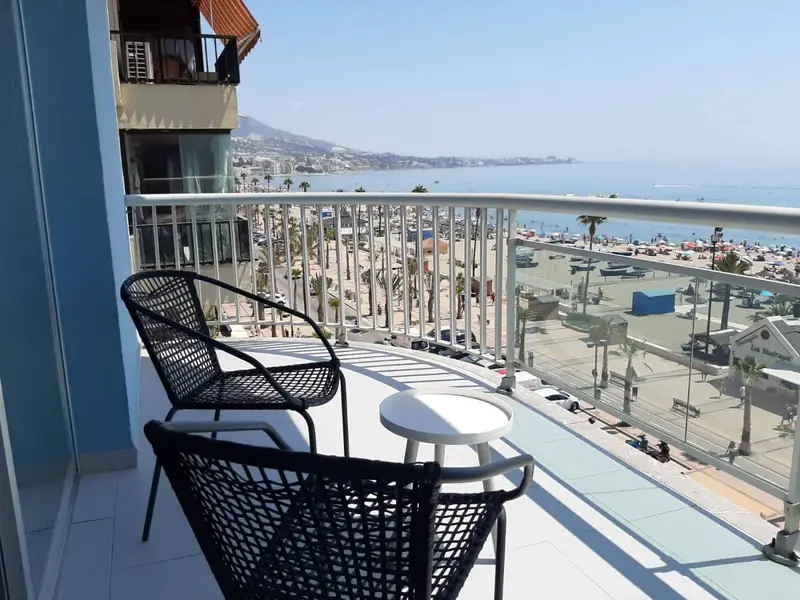 Apartamento en Los Boliches Fuengirola Primera Linea de Playa