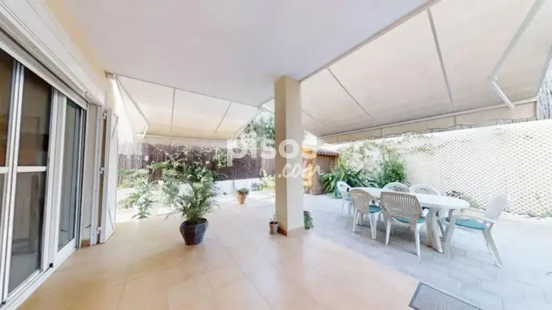 Casa Pareada en La Eliana Maravisa