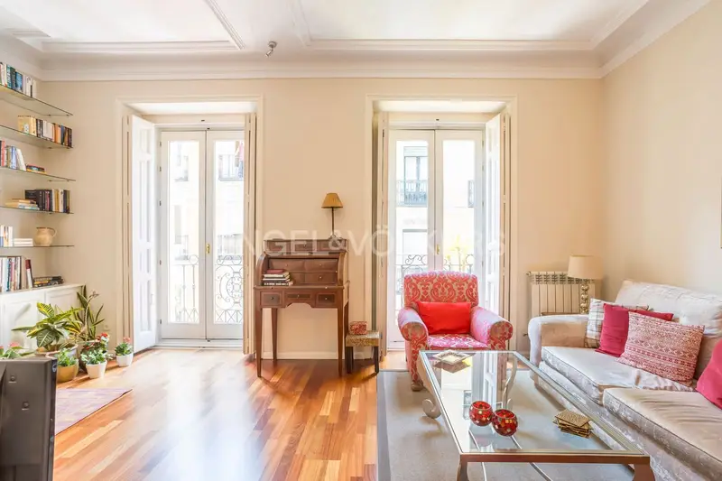 Apartamento con Encanto en Madrid Cerca de Glorieta San Bernardo