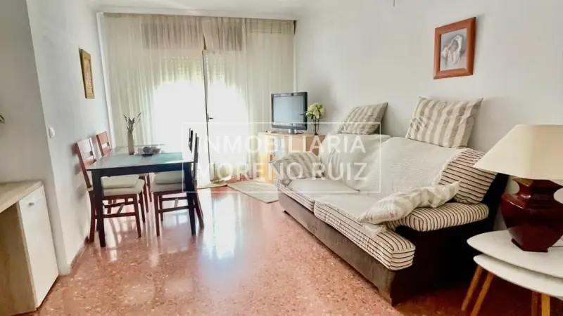 Piso en Venta en Baena: Amplio y Luminoso con Plaza de Parking