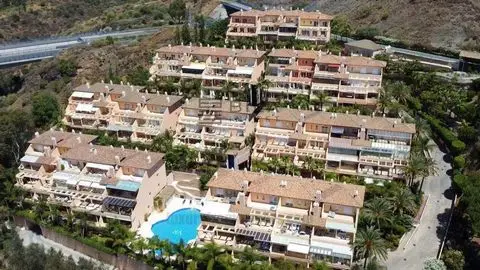 Ático de Lujo en Venta Nueva Andalucía 2 Dormitorios