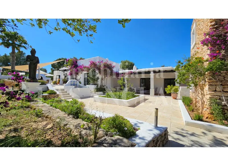 Finca Rustica en venta Ibiza: Casa Payesa con Licencia Turistica