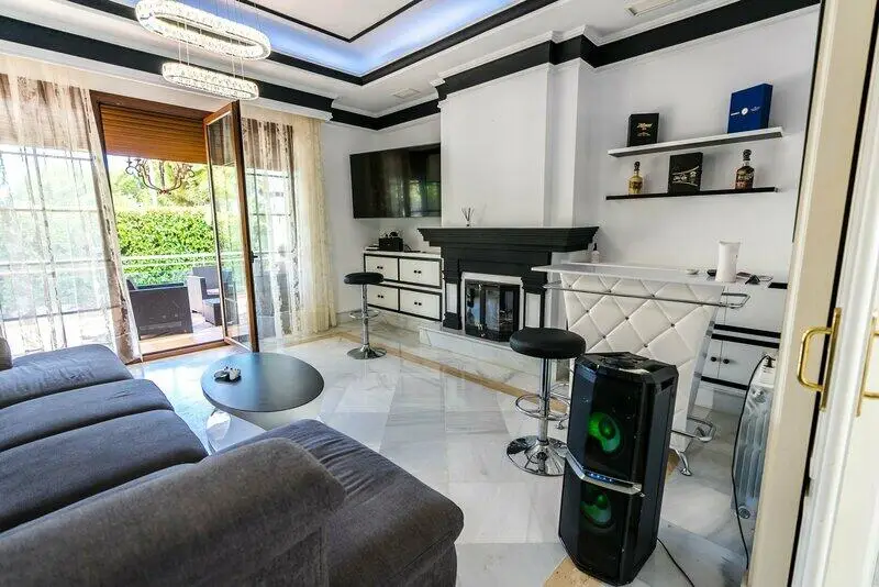 Villa en venta Marbella centro 4 5 dormitorios piscina jacuzzi
