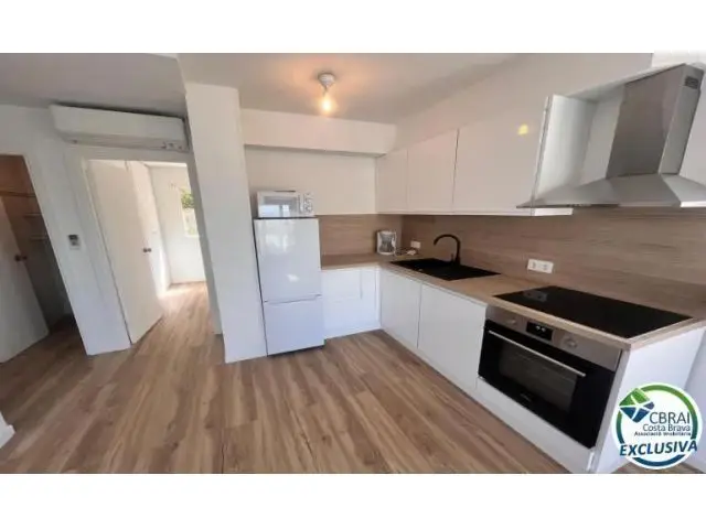 Apartamento en Venta en Roses Girona Cerca de la Playa